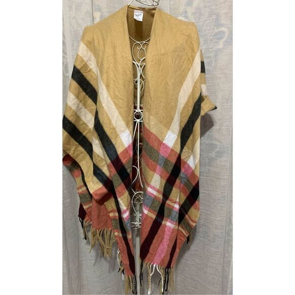 NEW WITHOUT TAGS Woolrich soft plaid style tan and red poncho/shawl cape ONE SIZ - Picture 1 of 4